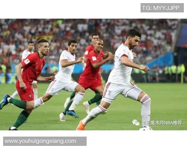 足球明星与魔术师的完美结合揭秘他们的精彩人生与职业成就